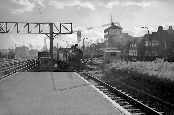 30732 1953 Eastleigh
