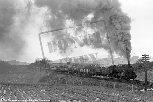61148 1964c Near Alloa