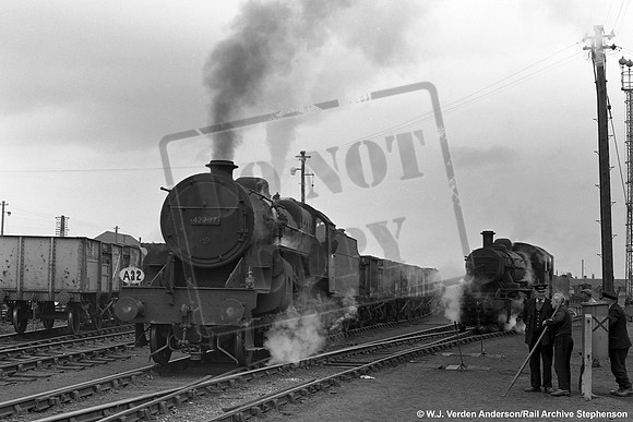 42737 1965-04 Ayr Falkland Yard