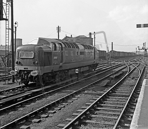 D9007 1961-09-16 Leeds Central