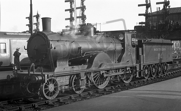 114 1935 Waterloo