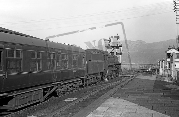 75023 1964-10-03 Morfa Mawddach