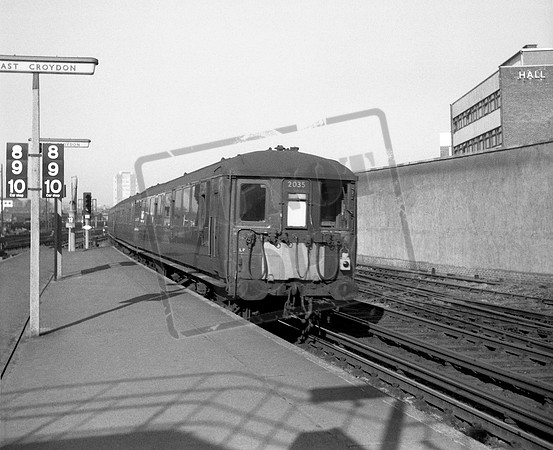 EMU 2035 1969-03-05 East Croydon