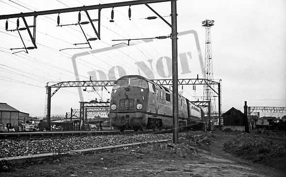 D8xx 1963 Crewe Gresty Bridge