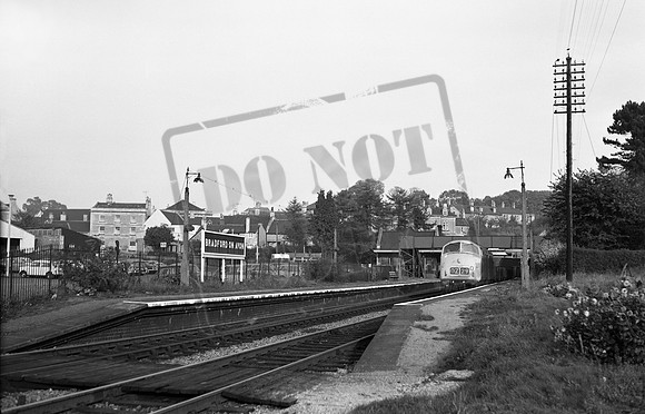 D867 1970-10-17 Bradford on Avon