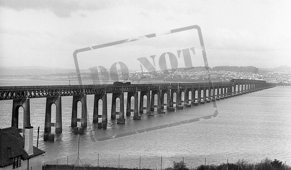 61072 1967-01 Dundee Tay Bridge