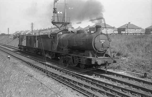 63353 1960-06-25 Norton East