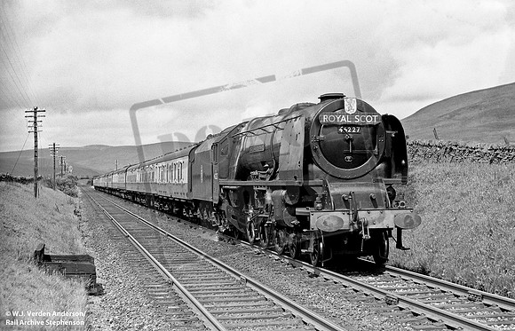 46227 1954-06-17 Beattock