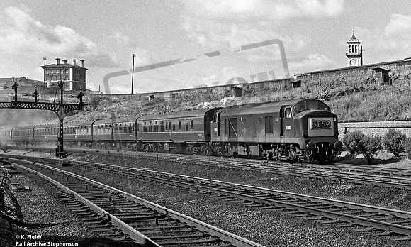 D5902 1966 Holloway Bank