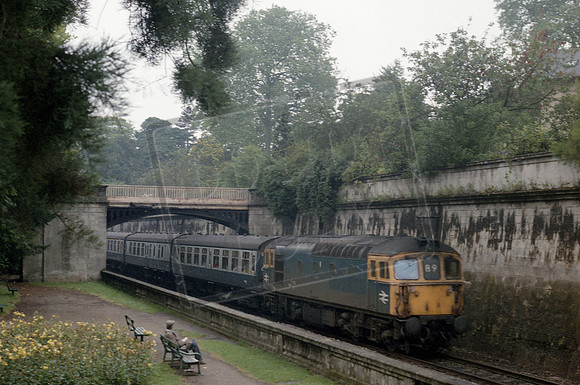 33114 1976c Bath Sydney Gardens