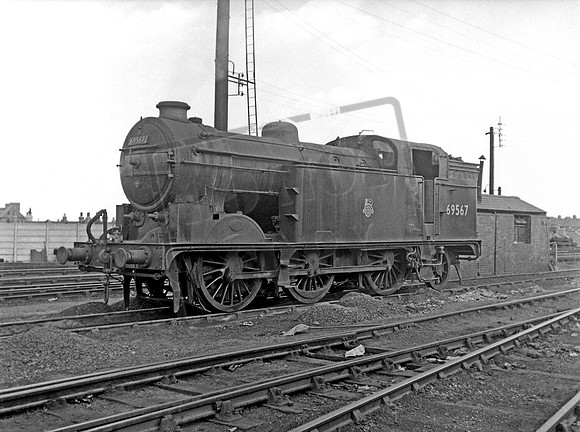 69567 1955-08-01 Hornsey shed