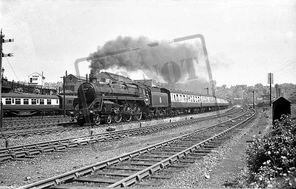 73019 1952 Hampstead