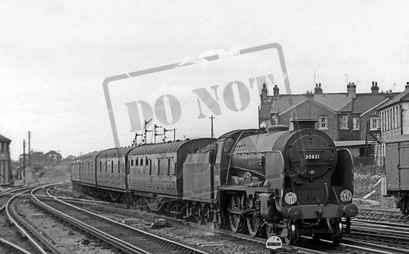 30921 1960-07-30 Tonbridge