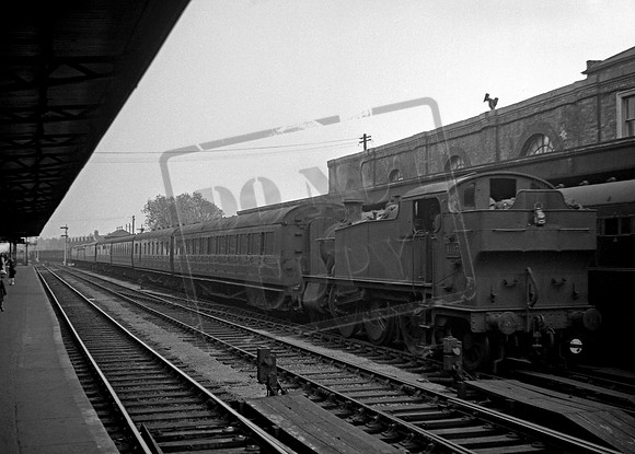 4103 1960-05-17 Worcester