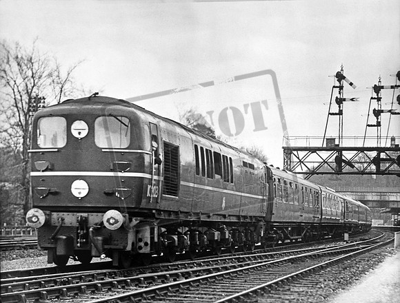 10203 1950s Farnborough