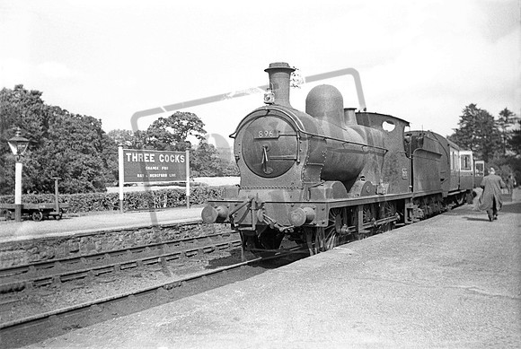896 1957-09-11 Three Cocks Junction