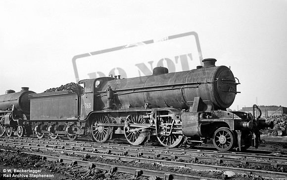 61765 1949-11-19 Stratford shed
