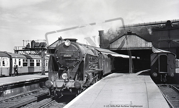30850 1954-06 London Waterloo