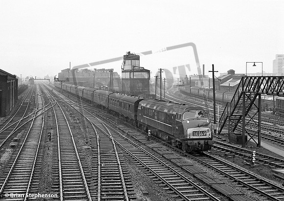 D813 1963-10-06 Southall