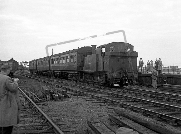 68579 1952-09-15 Thaxted