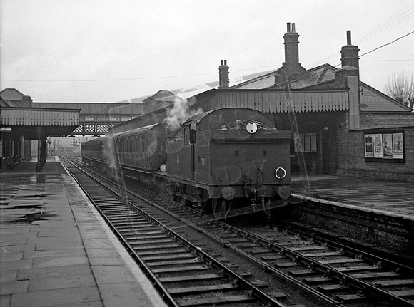 69613 1950s Palace Gates (Wood Green)