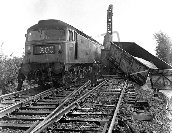 1668 1967-01-11 Westerleigh Junction near Bristol