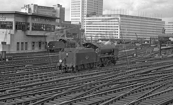 30925 1962c London Waterloo