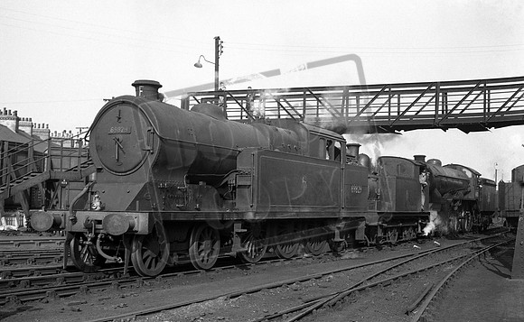 69829 1956-10-19 Cambridge shed yard