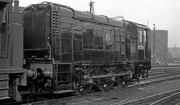 15228 1957-01-27 Stratford ex-works