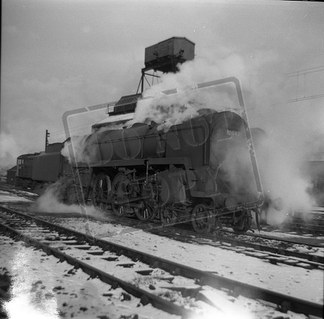 70042 1960s Crewe South -ROneg-1903-520