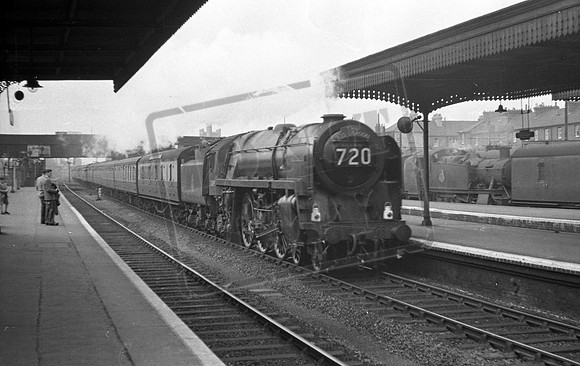 70029 1955-04-23 Slough-ROneg-1902-BWB-081