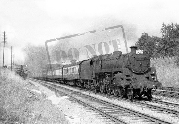 73047 195-08-04 Haresfield Down express-ROneg-1902-BWB-064