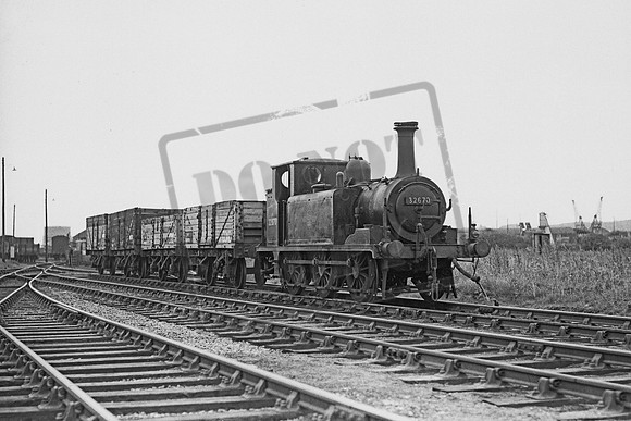 32670 1962-10-07 Newhaven
