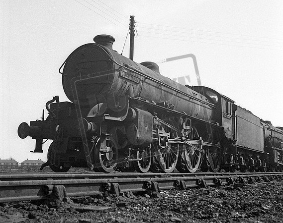 61017 1965-04-03 Darlington shed