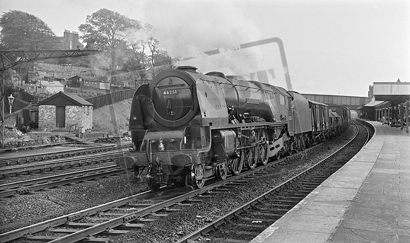 46251 1964-05-19 Lancaster Castle