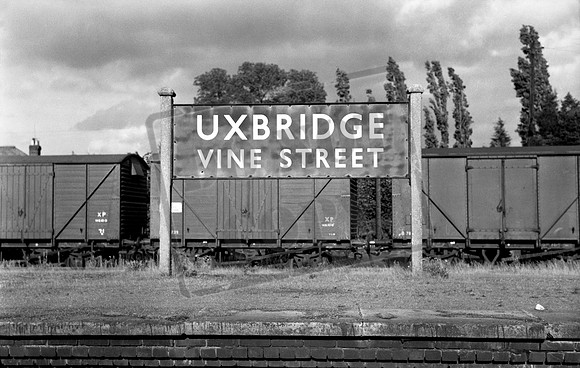 Sign 1962 Uxbridge Vine Street