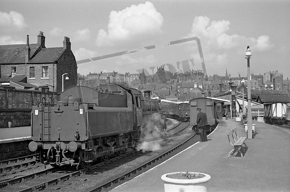 77013 1950s Whitby Town