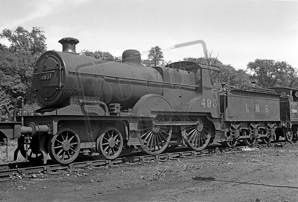 493  1950c Millhouses