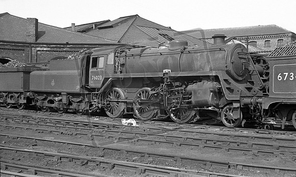 76023 1954-06-13 Sunderland