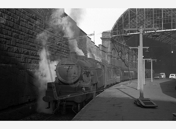 42647 1967-02-04 Birkenhead Woodside