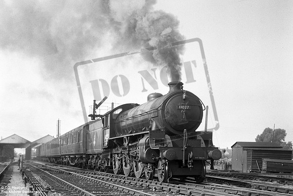 61027 1949-08-24 Louth