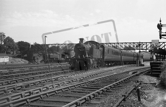 4574 1957-07-04 Truro