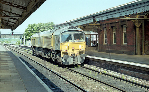 59103 1998-05-19 Westbury