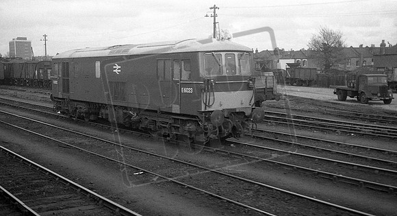 E6023 1966-04-23 Wimbledon