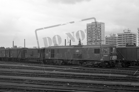 E6037 1960s Clapham Junction