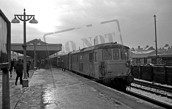 E6018 1967-12-09-Bromley North