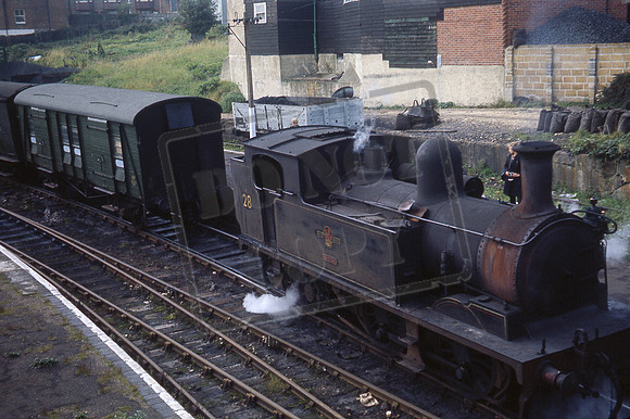 W28 1965-11 Cowes