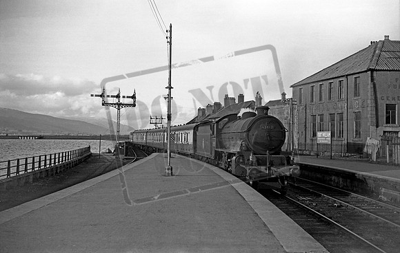62012 1958-05 Fort William