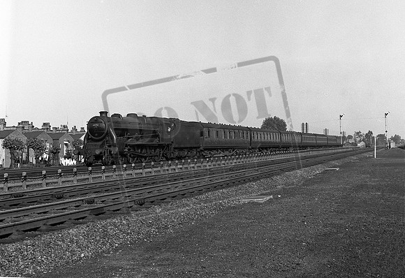 44752 1960-06-03 Harrow