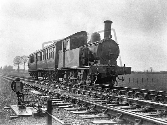 8307 1930s Waddesdon Manor